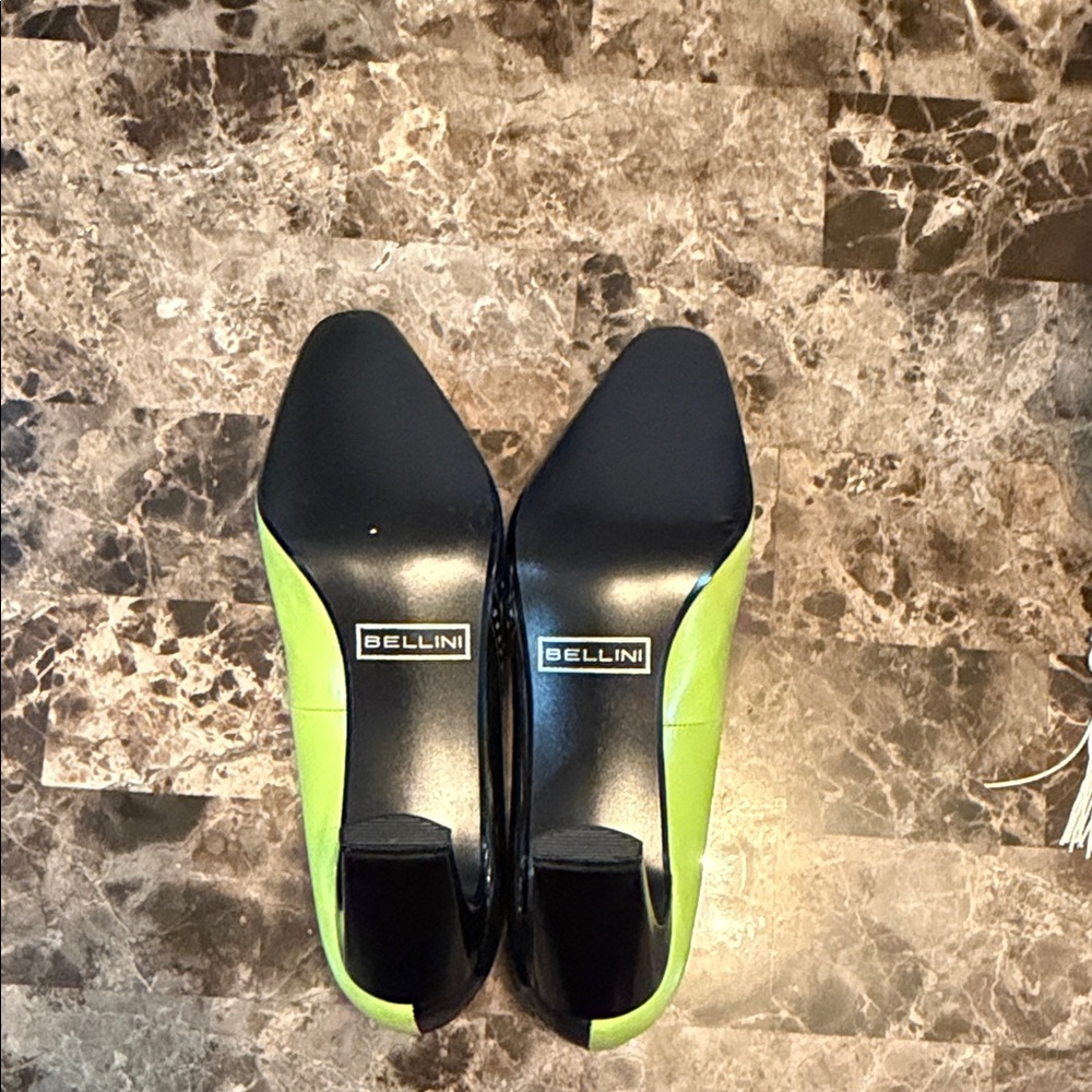 Bellini Neon Green and Black Flats - Picture 3 of 4